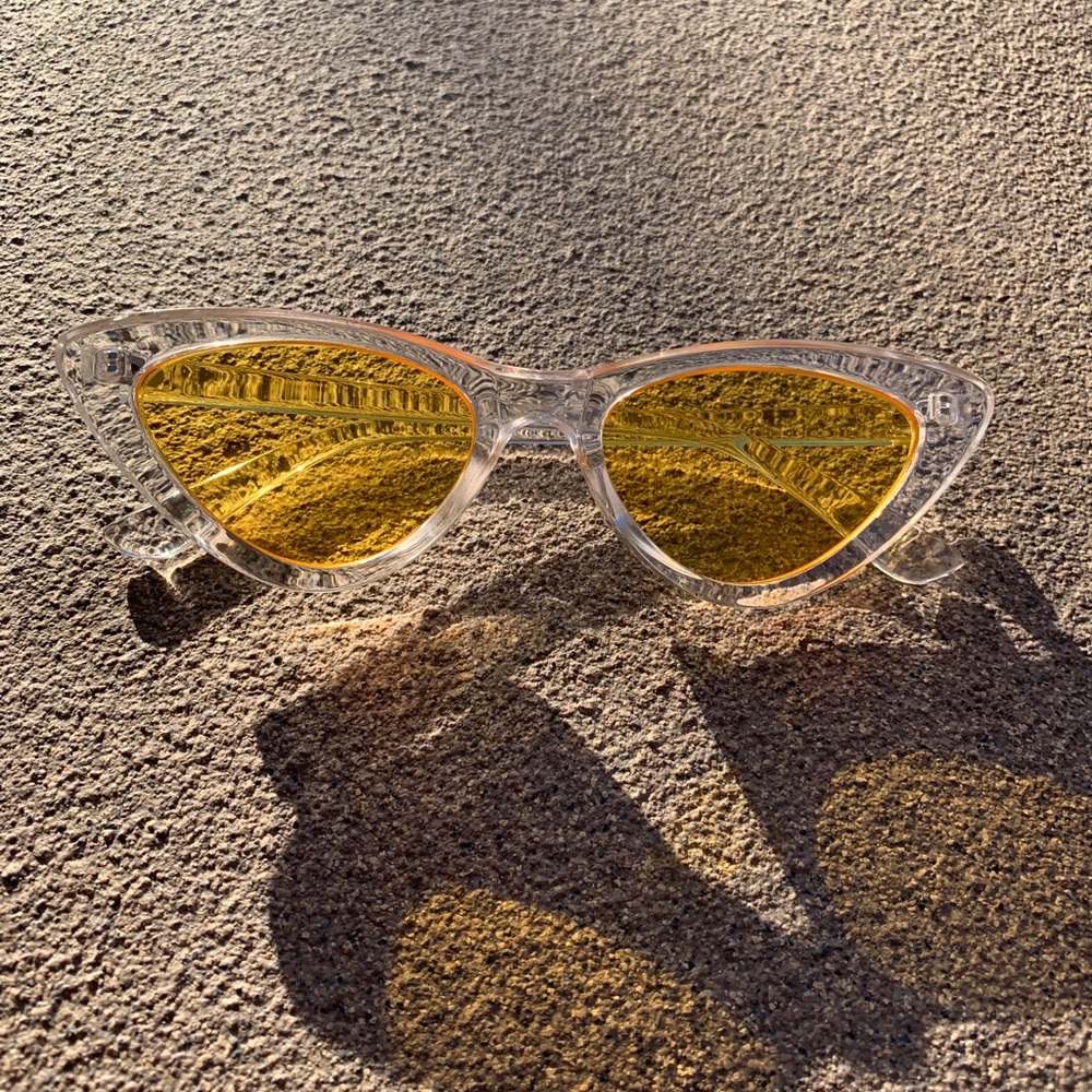 Cateye Yellow shades // also available in beige